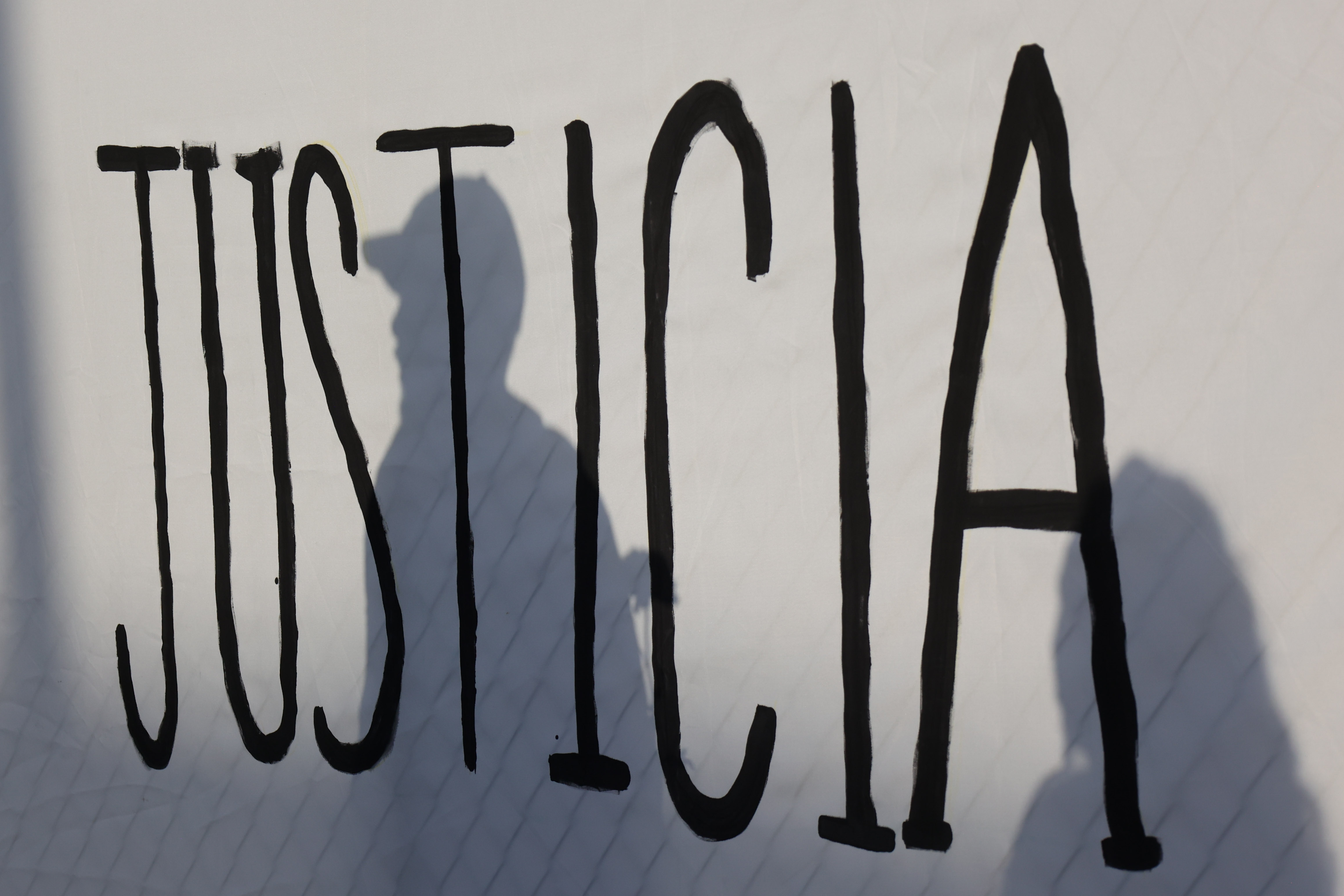 Exoneración de Garduño confirma que en México la justicia es selectiva: organizaciones