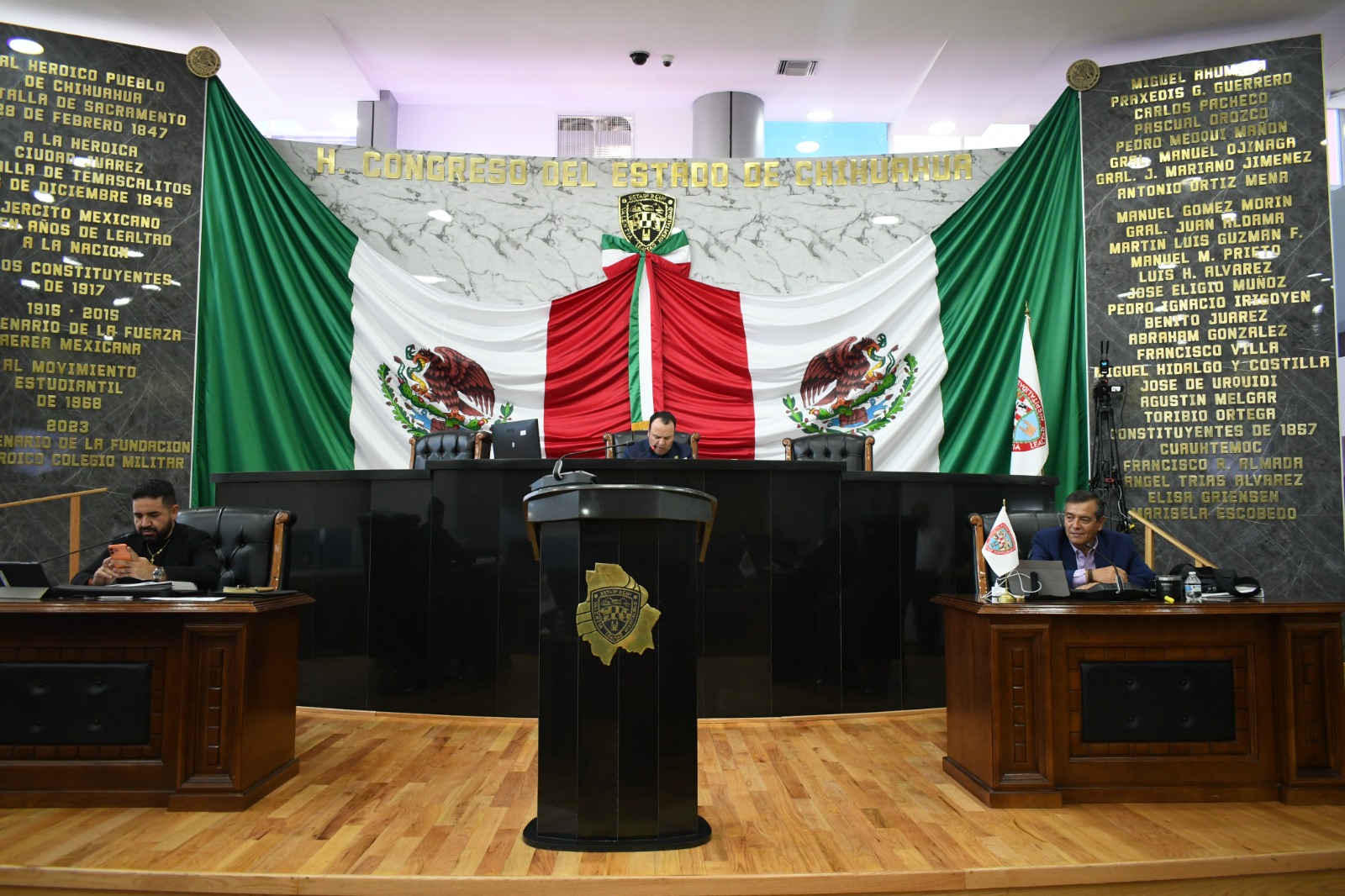 Solicitan a CNDH y CEDH promover acción de inconstitucionalidad por eliminación de elección de regidurías