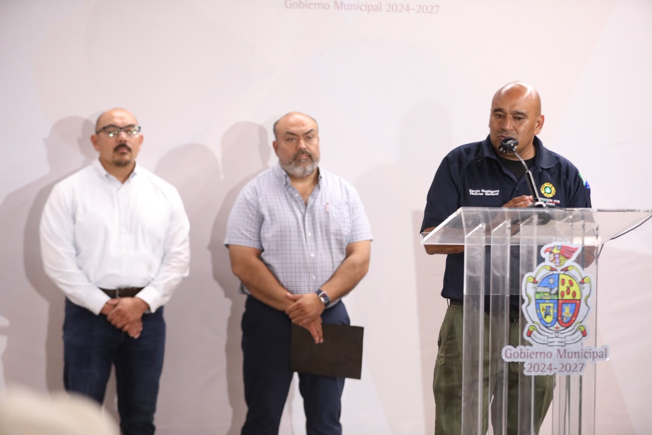 Incendio en centro de acopio de llantas controlado al 90%: Protección Civil